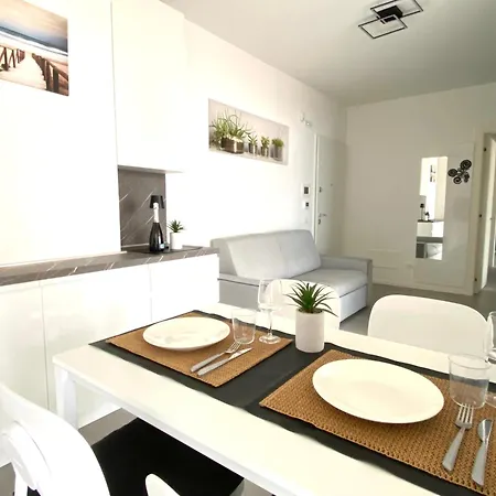 Апартаменты Tahiti Frontemare - - Family Лидо-ди-Езоло