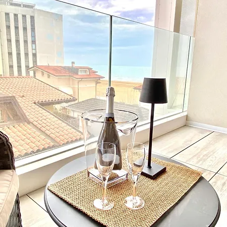 Apartman Tahiti Frontemare - - Solo Famiglie *