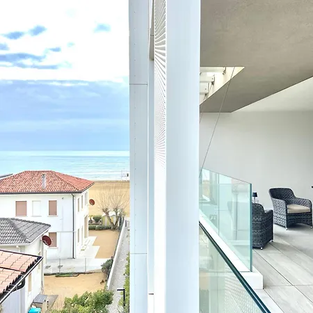 Tahiti Frontemare - - Family Лидо-ди-Езоло