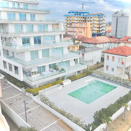 Tahiti Frontemare - - Family * Лидо-ди-Езоло