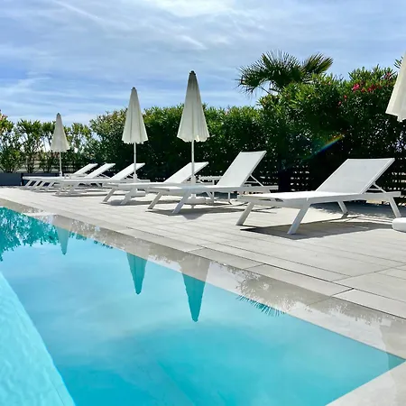 Апартаменты Tahiti Frontemare - - Family